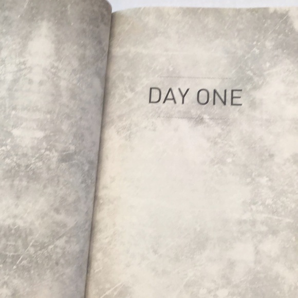 Before I Let Go by Marieke Nijkamp Hardcover With Dust Jacket - Picture 9 of 16